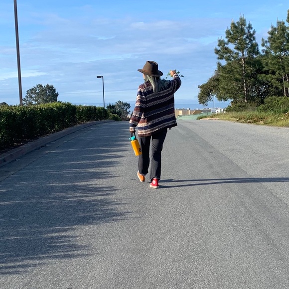 Meet your Posher, Connie - Picture 1 of 1